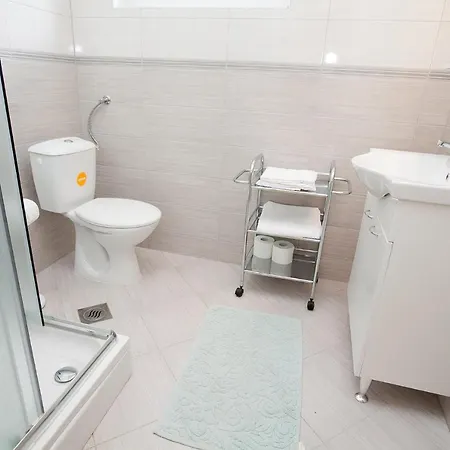 Lea סטאריגרד-פקלניצה